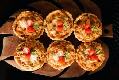 Christmas Lunch Items - Mini quiche