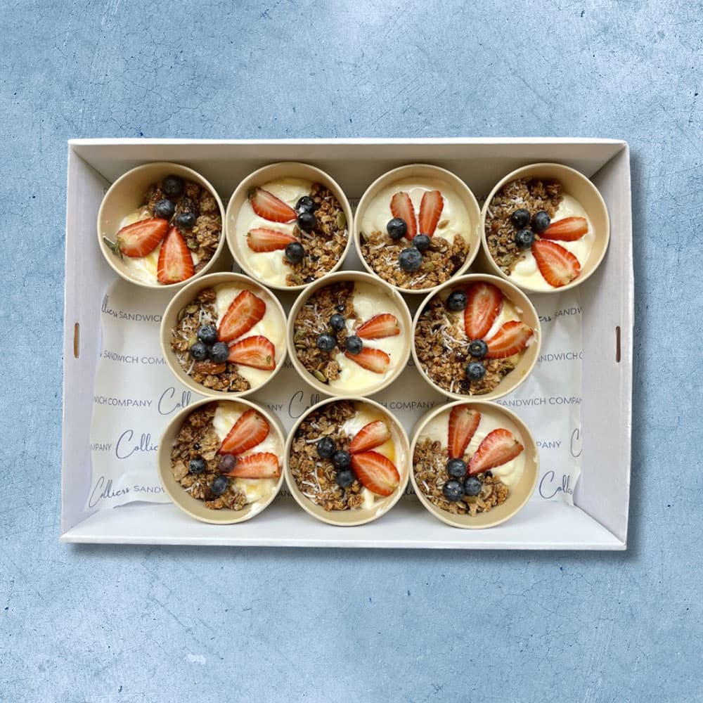 Granola, Yoghurt and Fruit Pots (Medium 10)