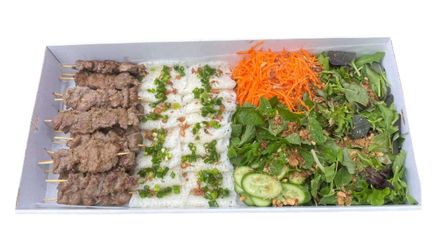 Lemongrass Beef Skewers with Noodle Salad- Large