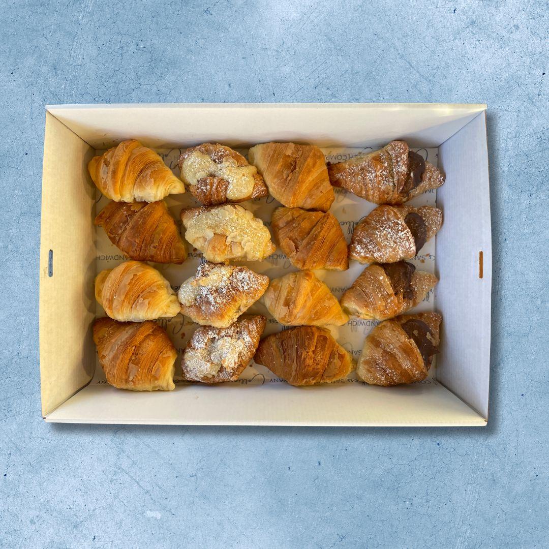 Mini Sweet Croissant (Platter of 16)