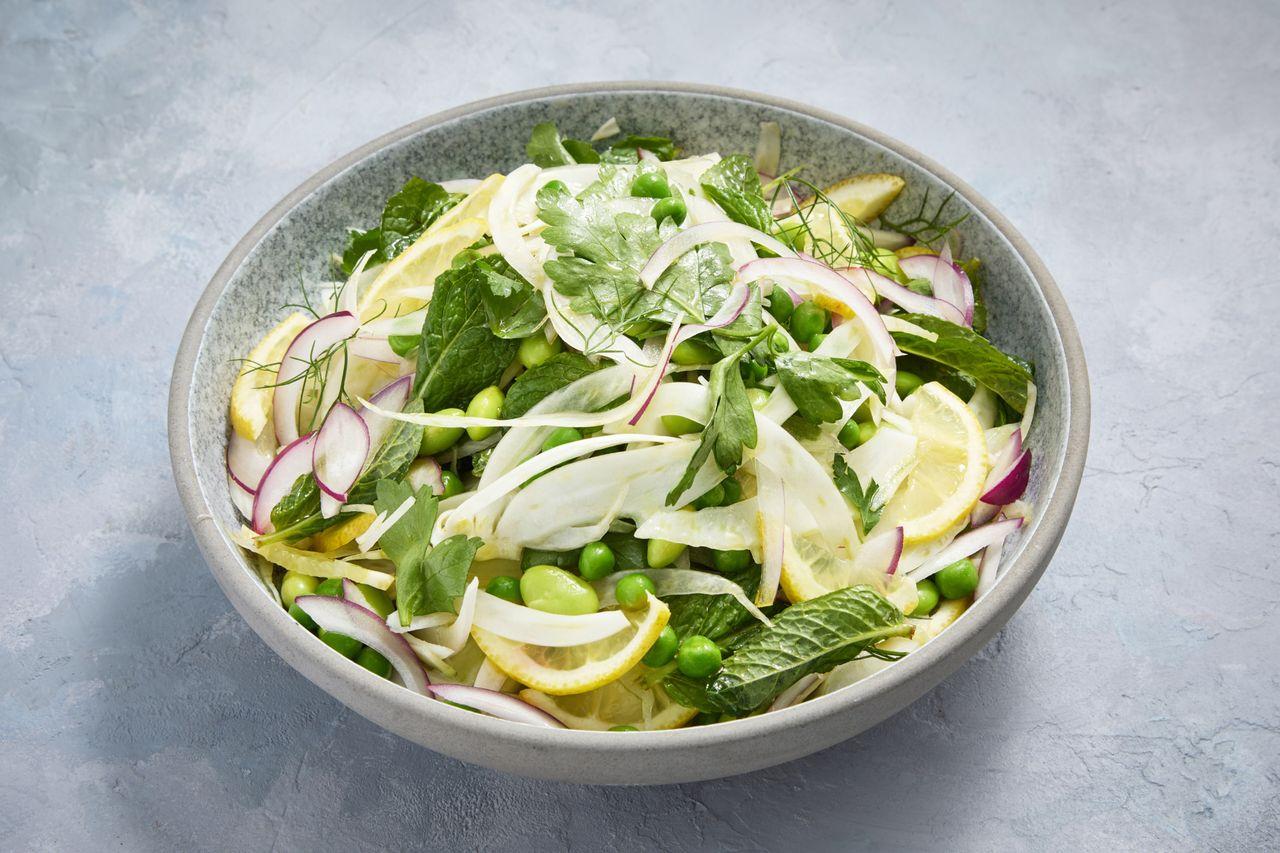 Shaved Fennel, Pea & Broadbean Salad (Small Tray)