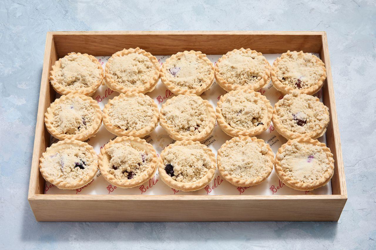 Apple & Blueberry Crumble (15pcs)