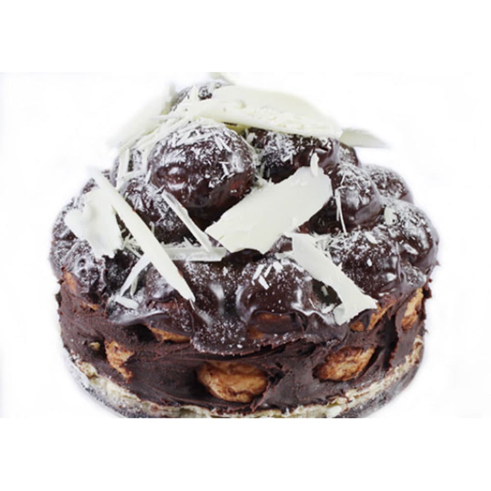 Profiterole Cake