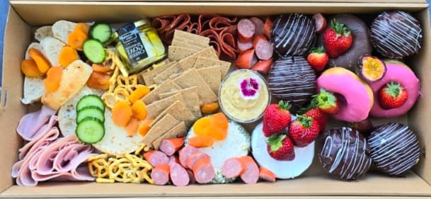 Sweet & Savoury Box - MEDIUM