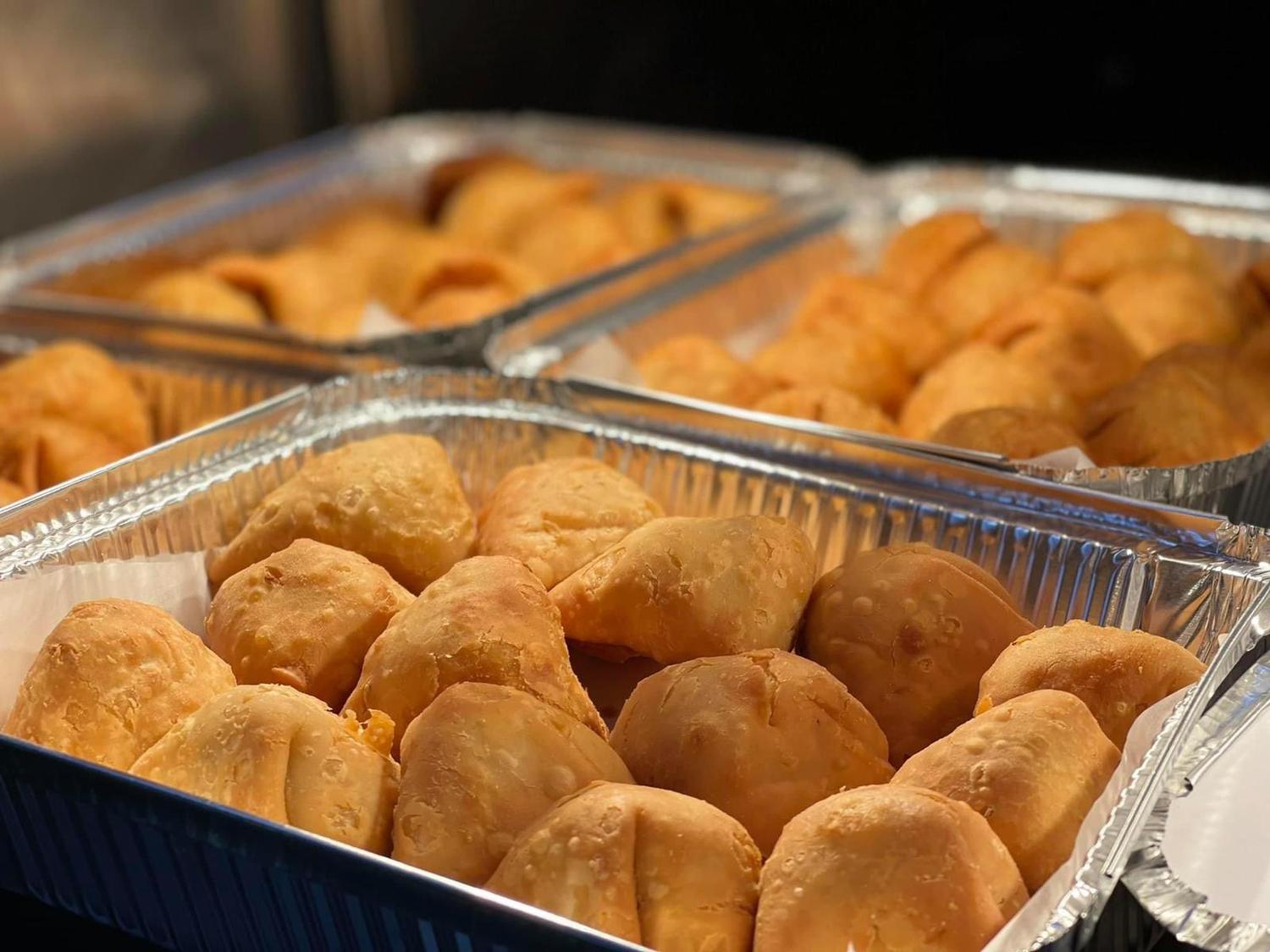 Combination Platter (21 Pieces)