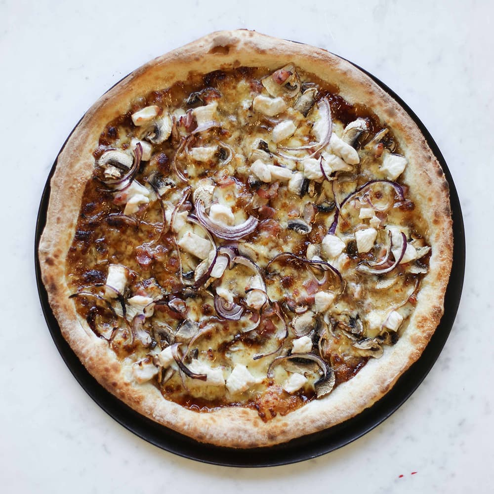 Smokin Chick Pizza