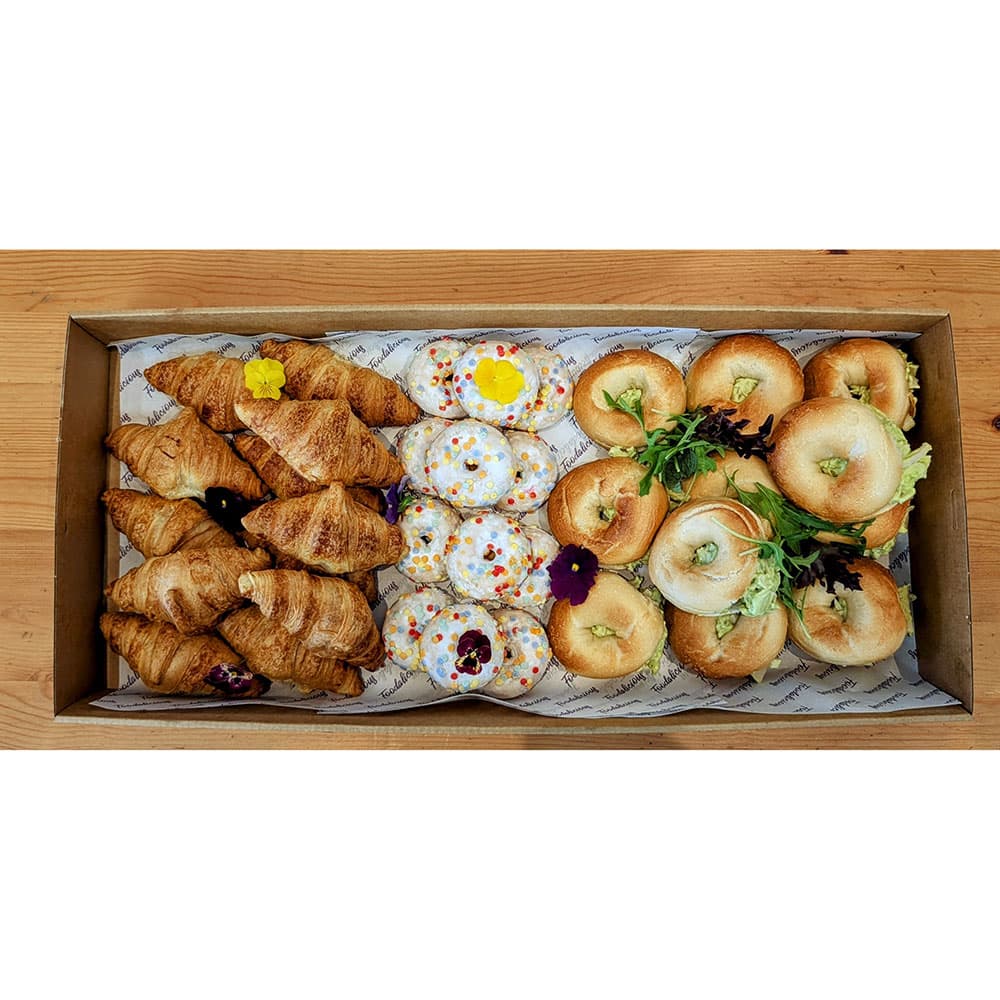 AM/PM Box 1 - Sweet and Bagels Platter