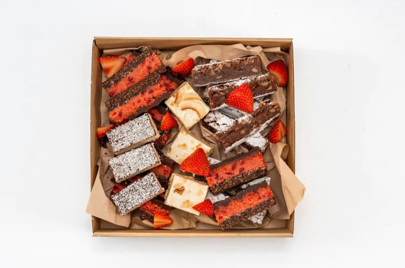 Small Slice Slice Baby Box (25 Pieces)