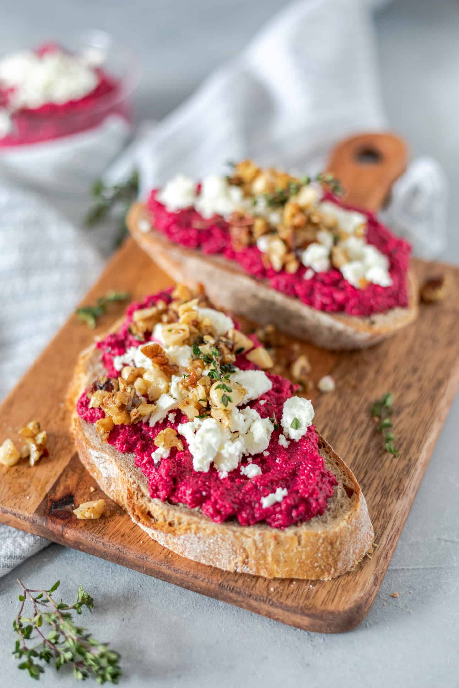Sandwich beetroot hummus - Vegetarian