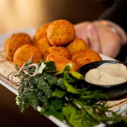 Arancini Balls with Aoili Platter (30 Pieces)