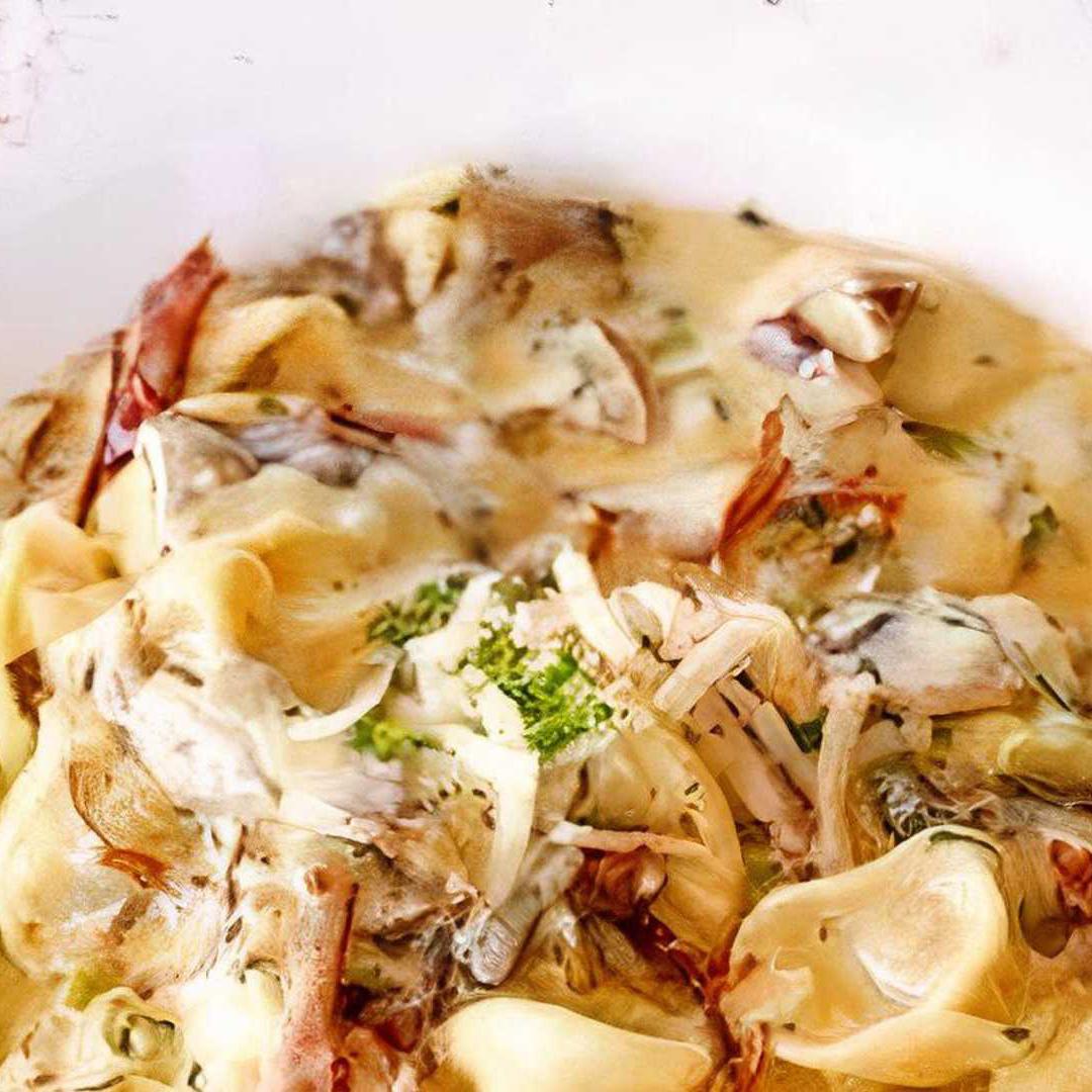 Tortellini Boscaiola (Large Tray)