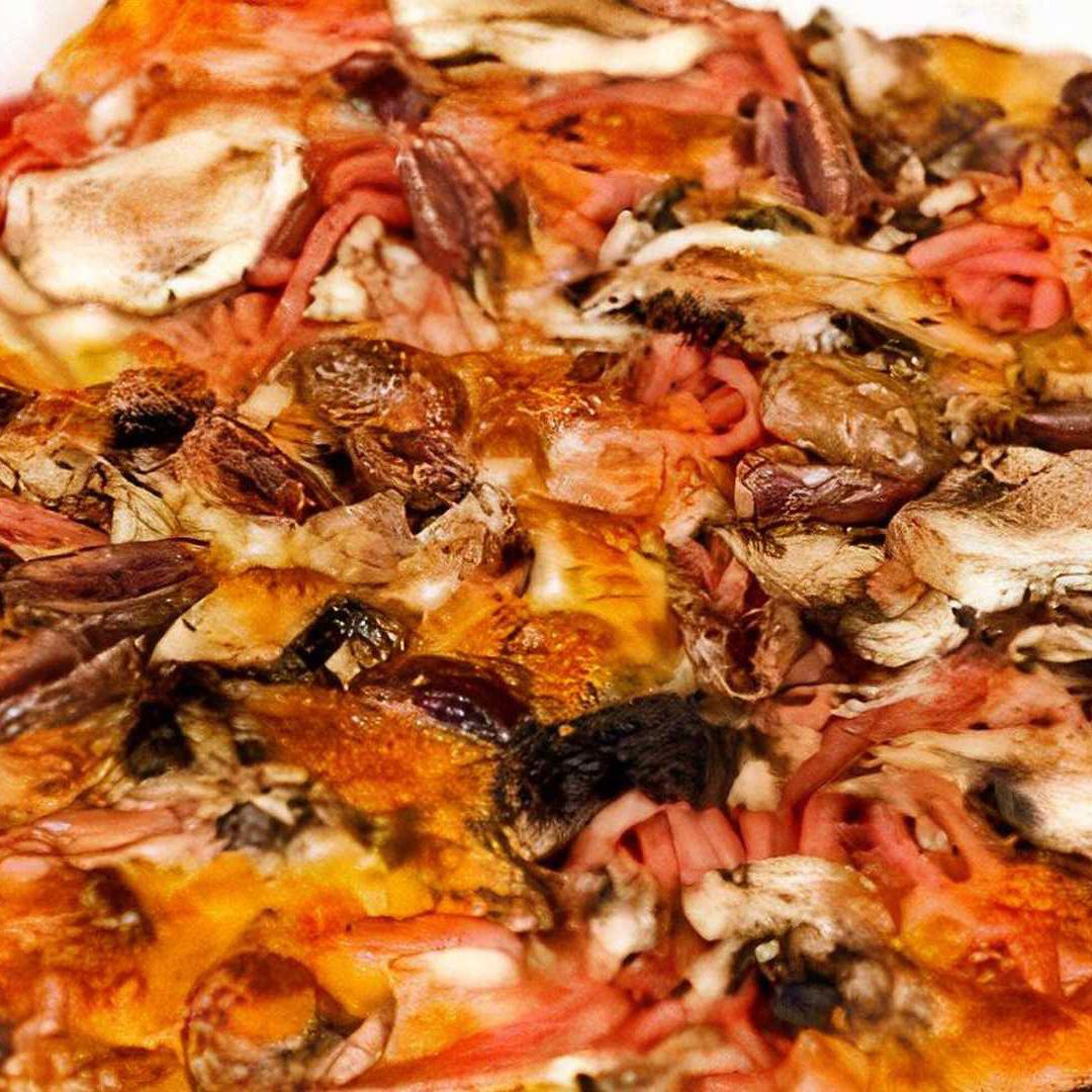 Capricciosa Pizza