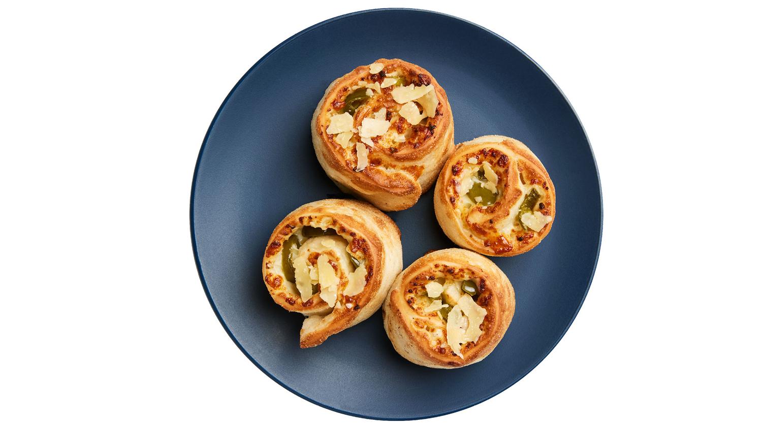 Cheesy Jalapeno Scrolls