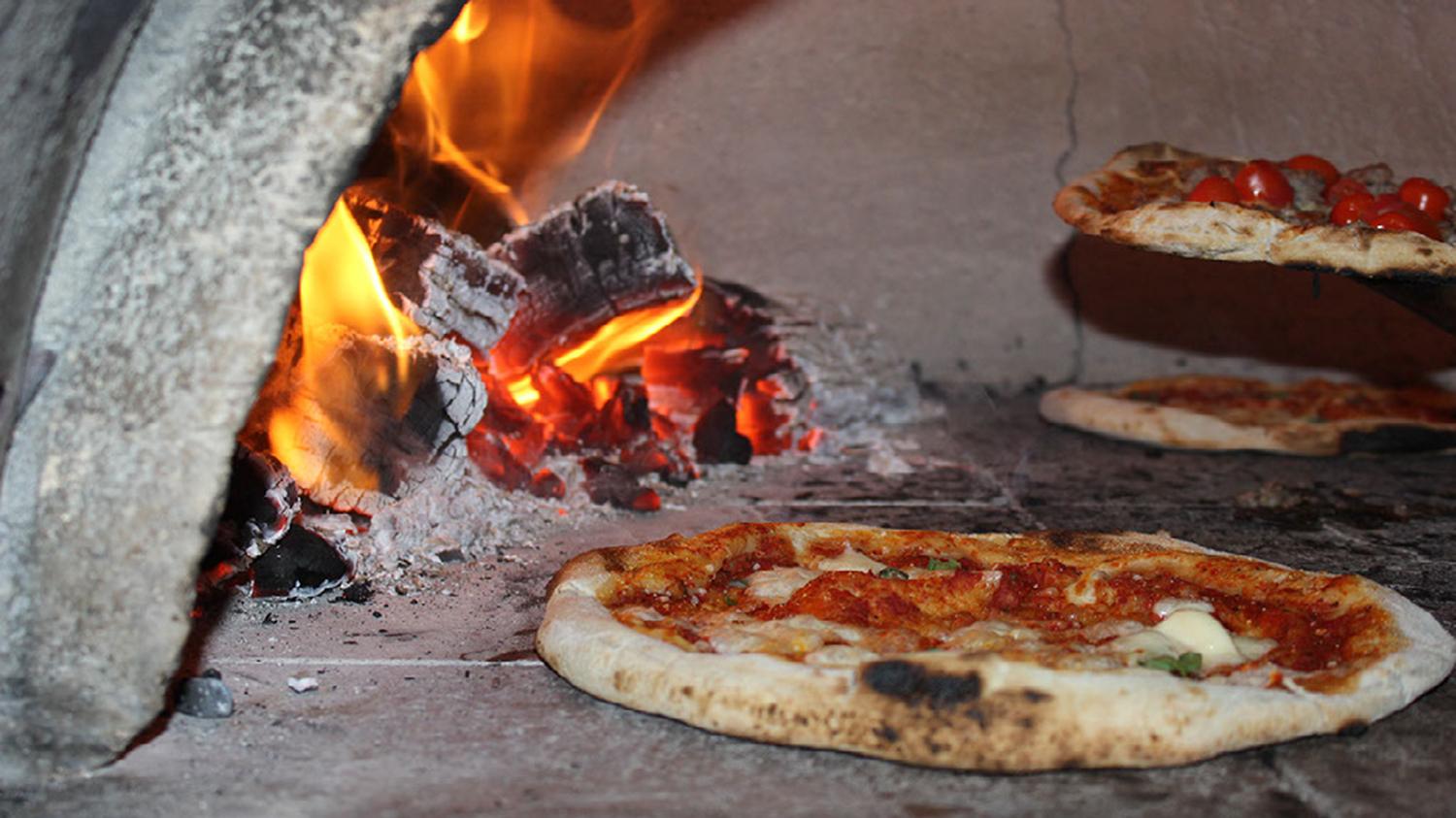 Wood Oven Pizza Package