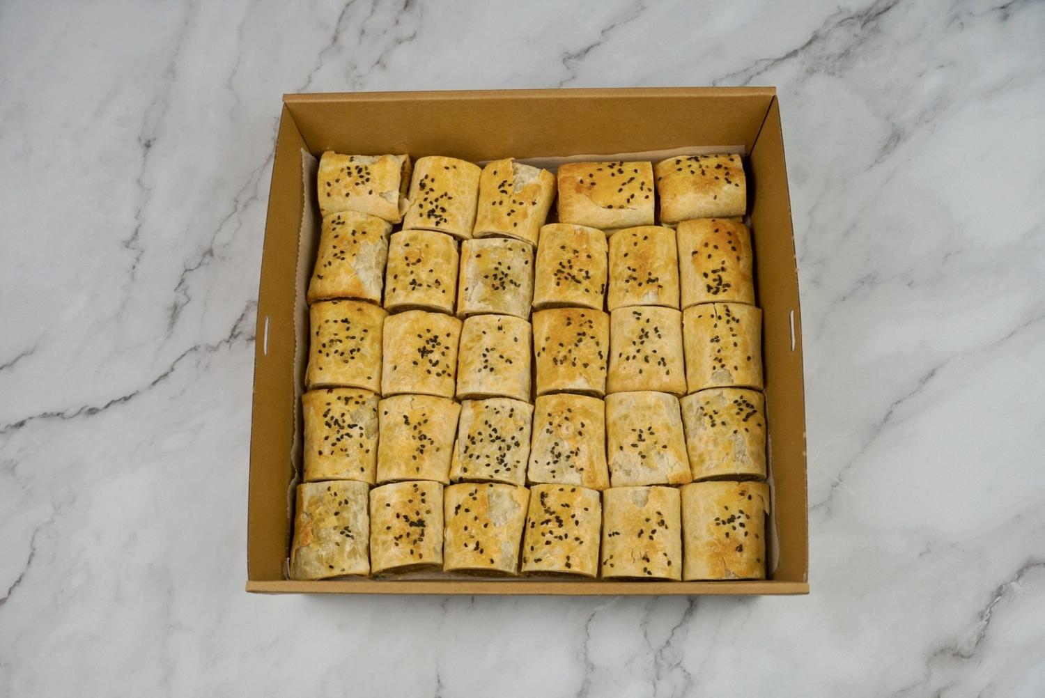 Petite Sausage Roll Platter (30 Pieces)