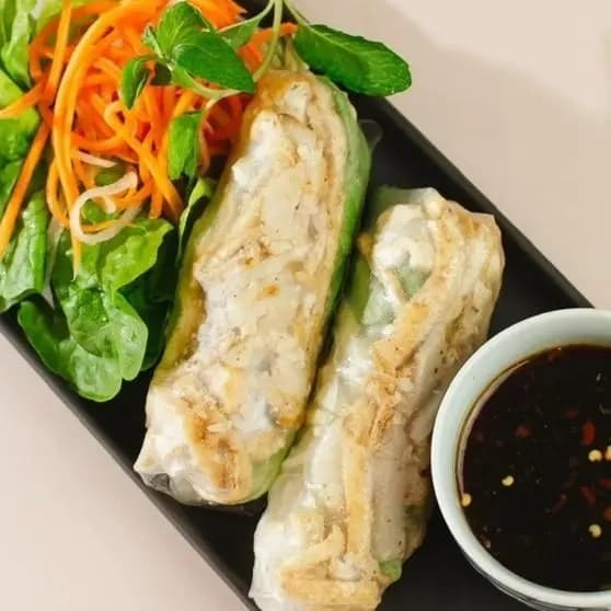 Salt & Pepper Tofu Rice Paper Roll (1 pc)