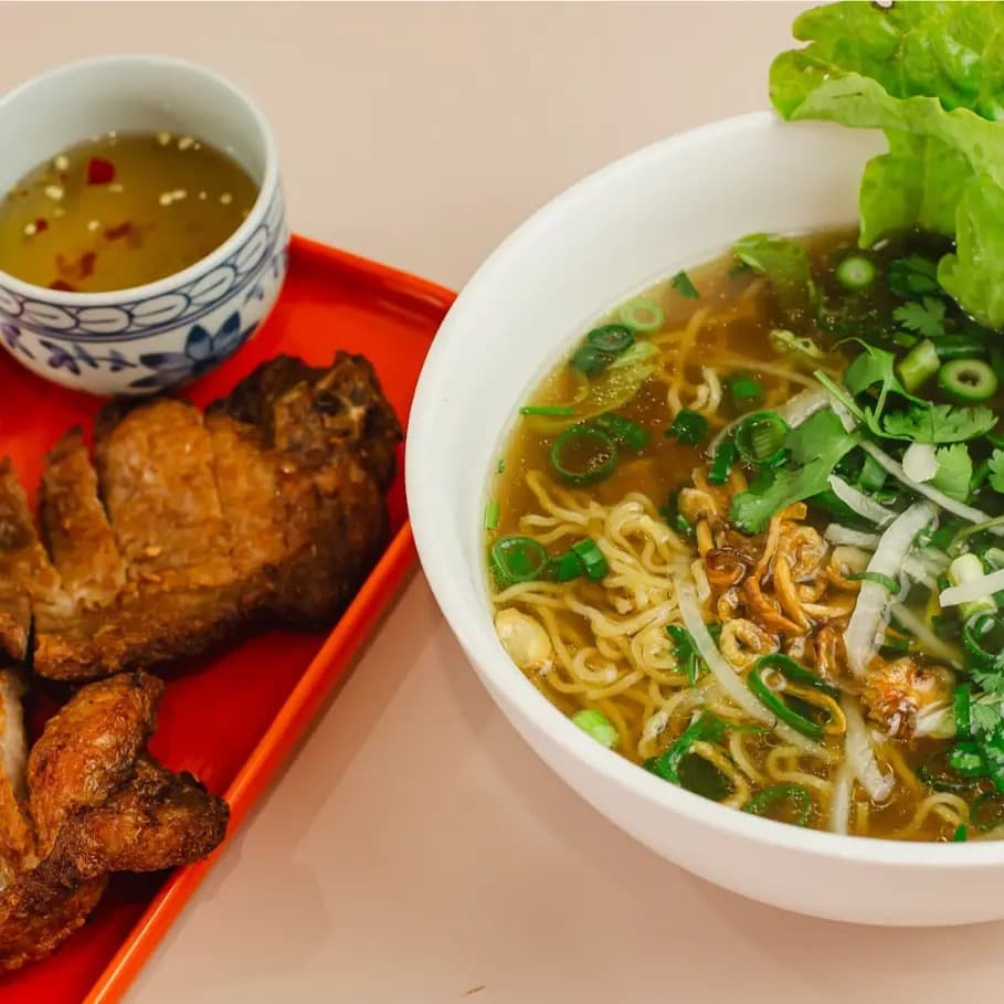 Pork Chop Egg Noodle (Dry) 