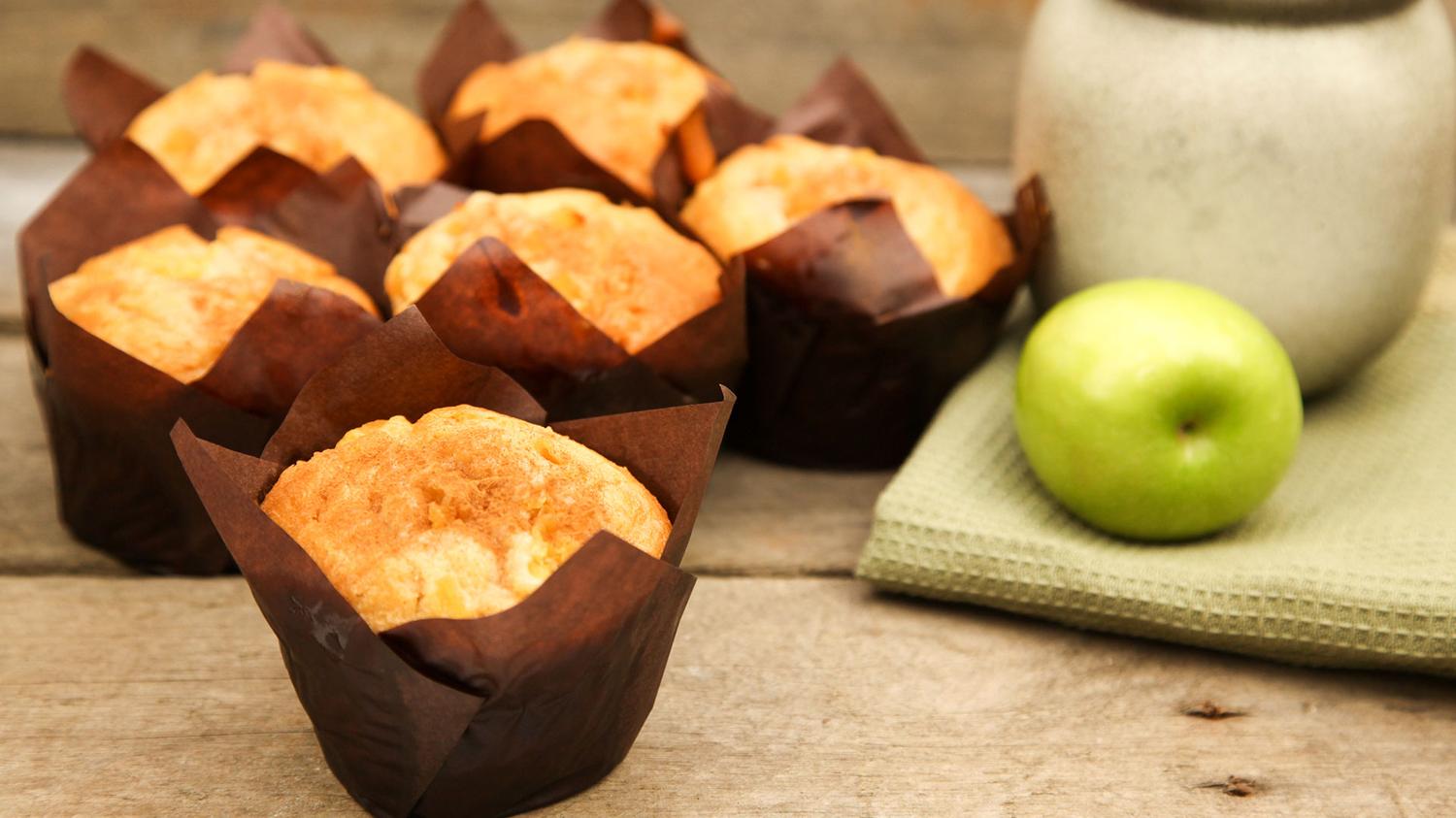 Apple and Cinnamon Muffin (Box of 6 Pcs)