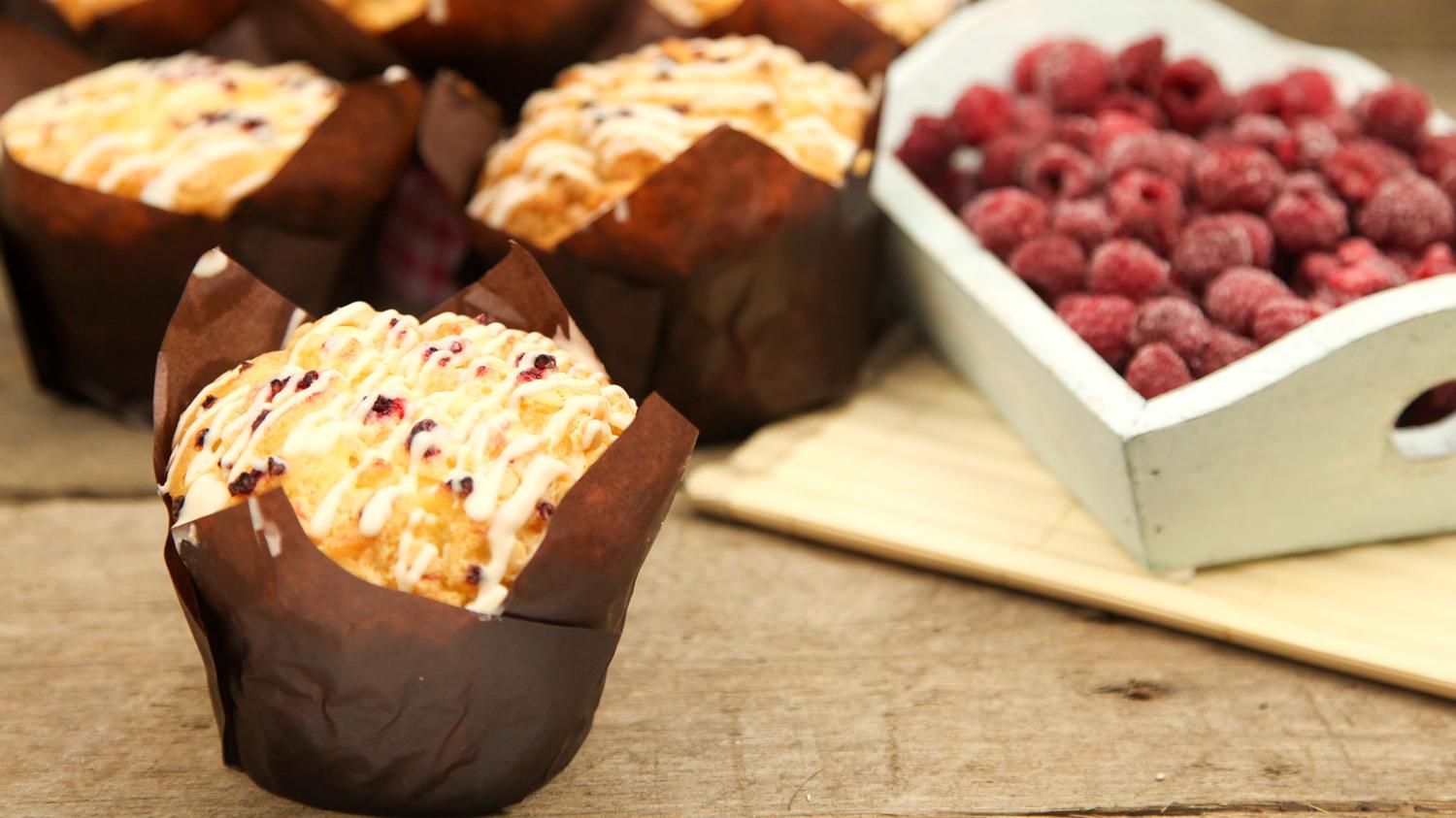 Raspberry & White Chocolate Muffin (Box of 6 Pcs)