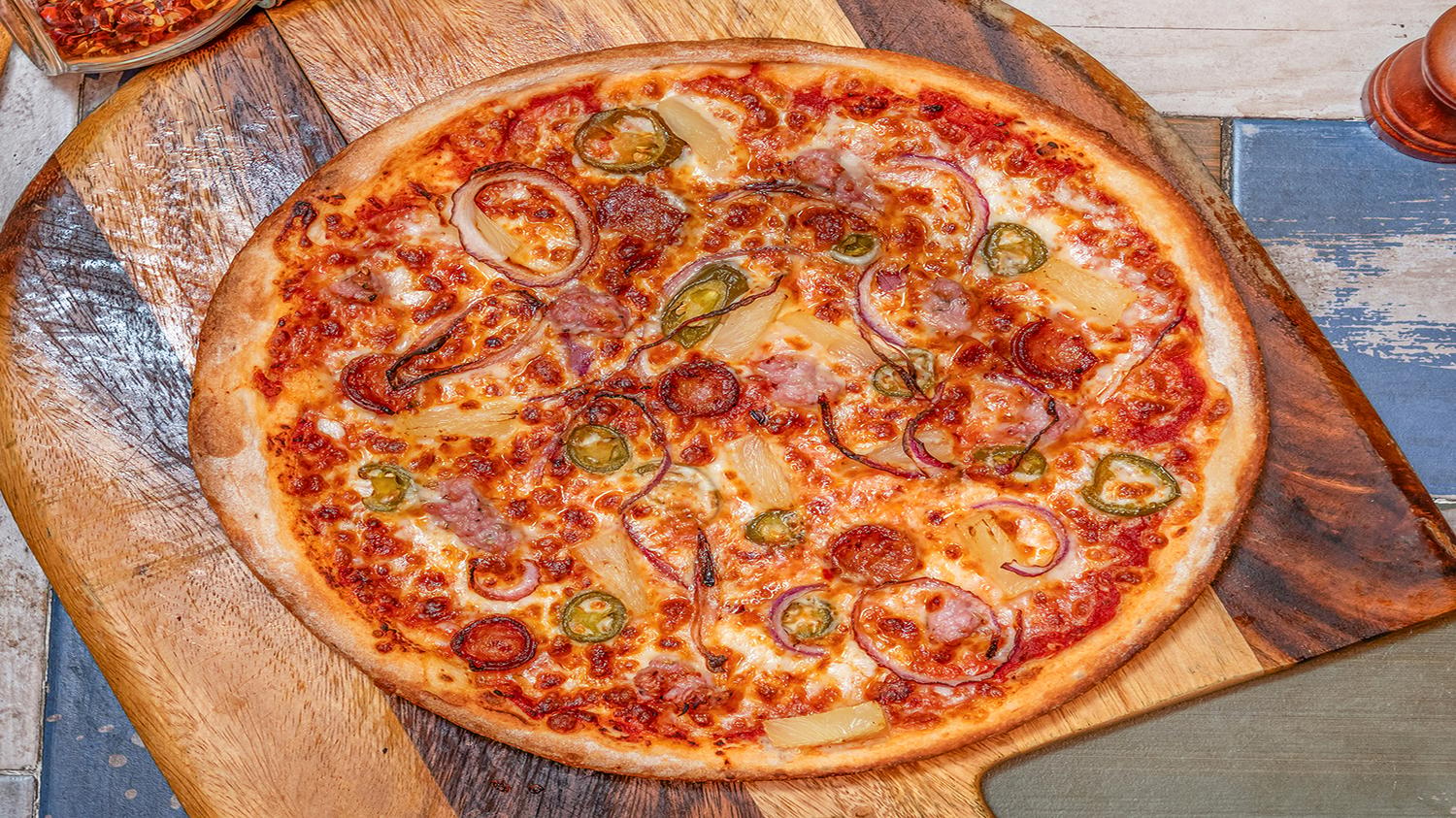 Cholo Pizza