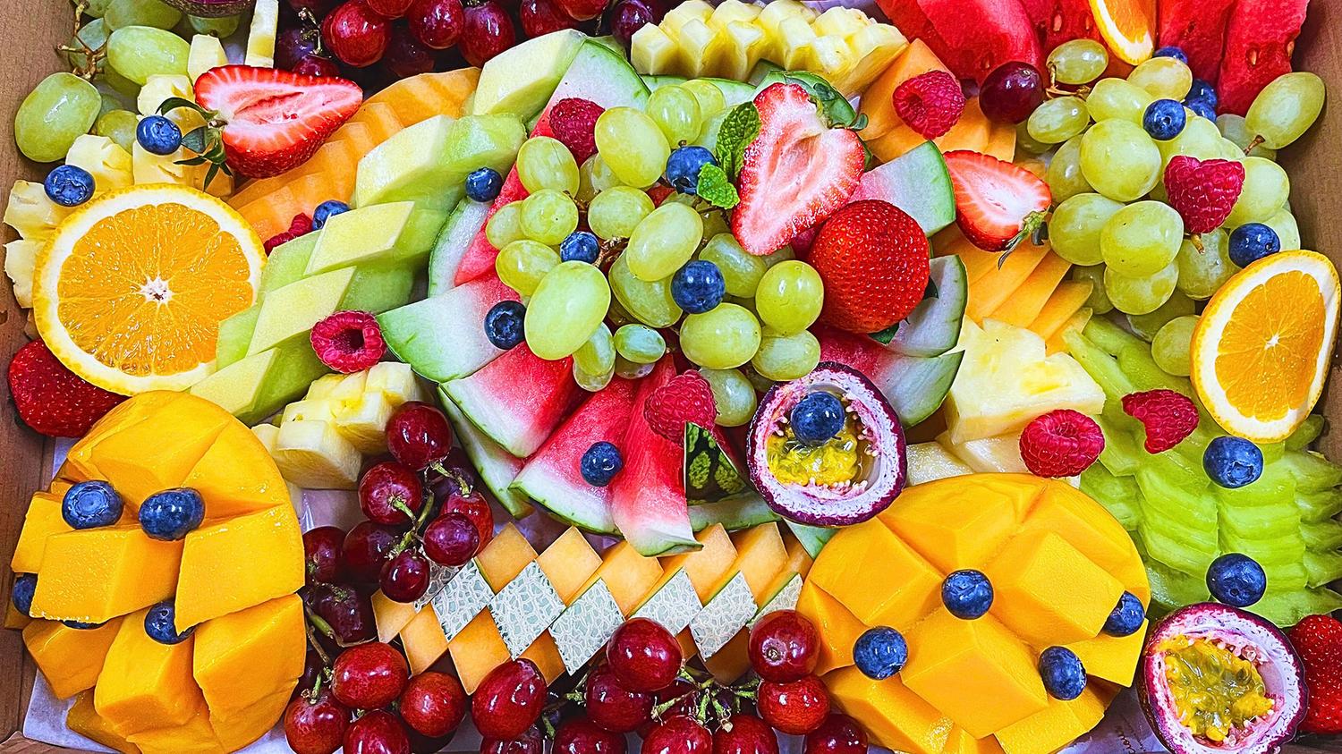 Seasonal Fruits, Medium Platter