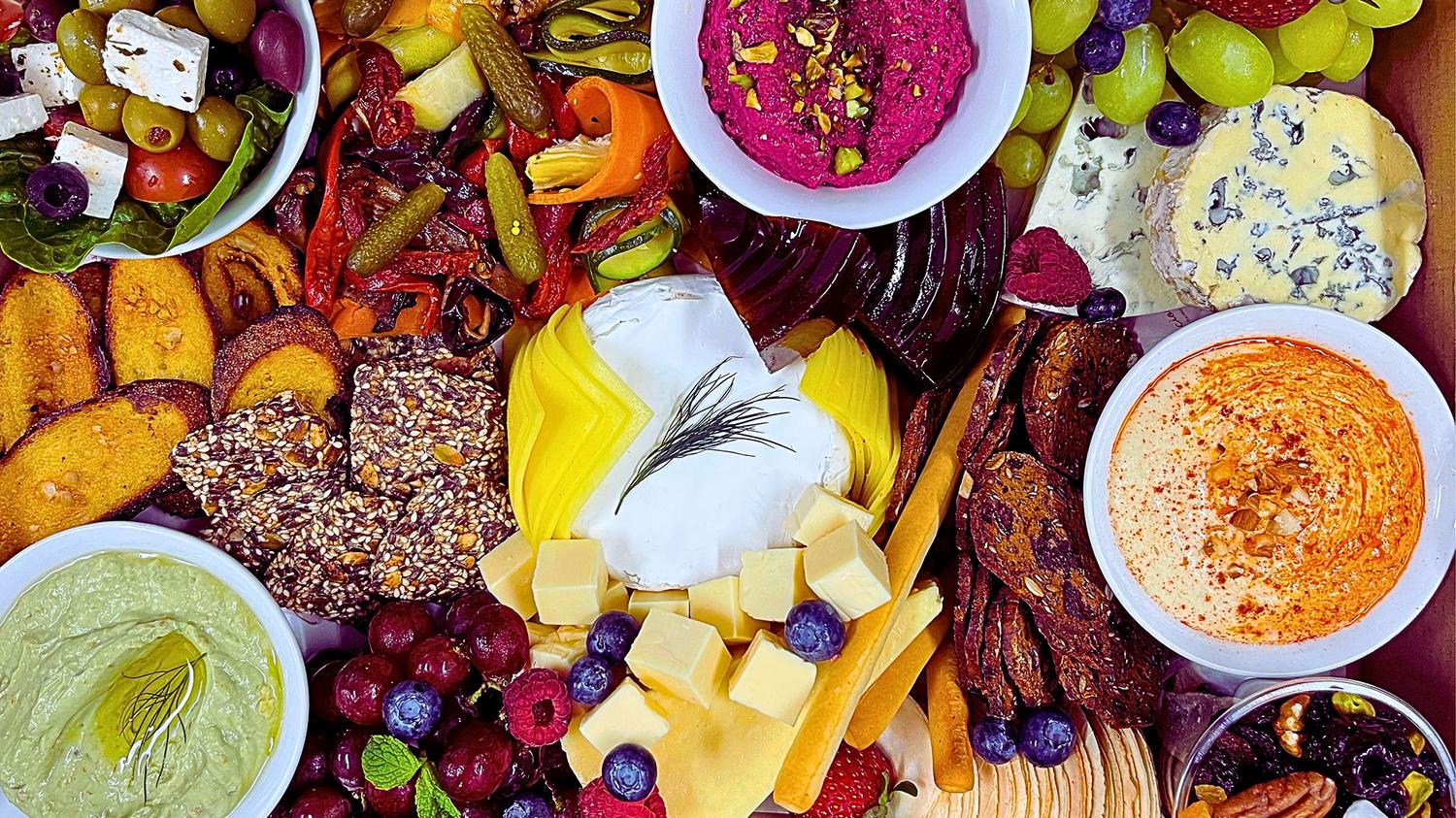 Deluxe Cheese Platter, Medium