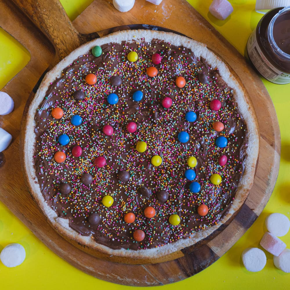 M & M Pizza