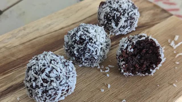 Chocolate Lamington Balls