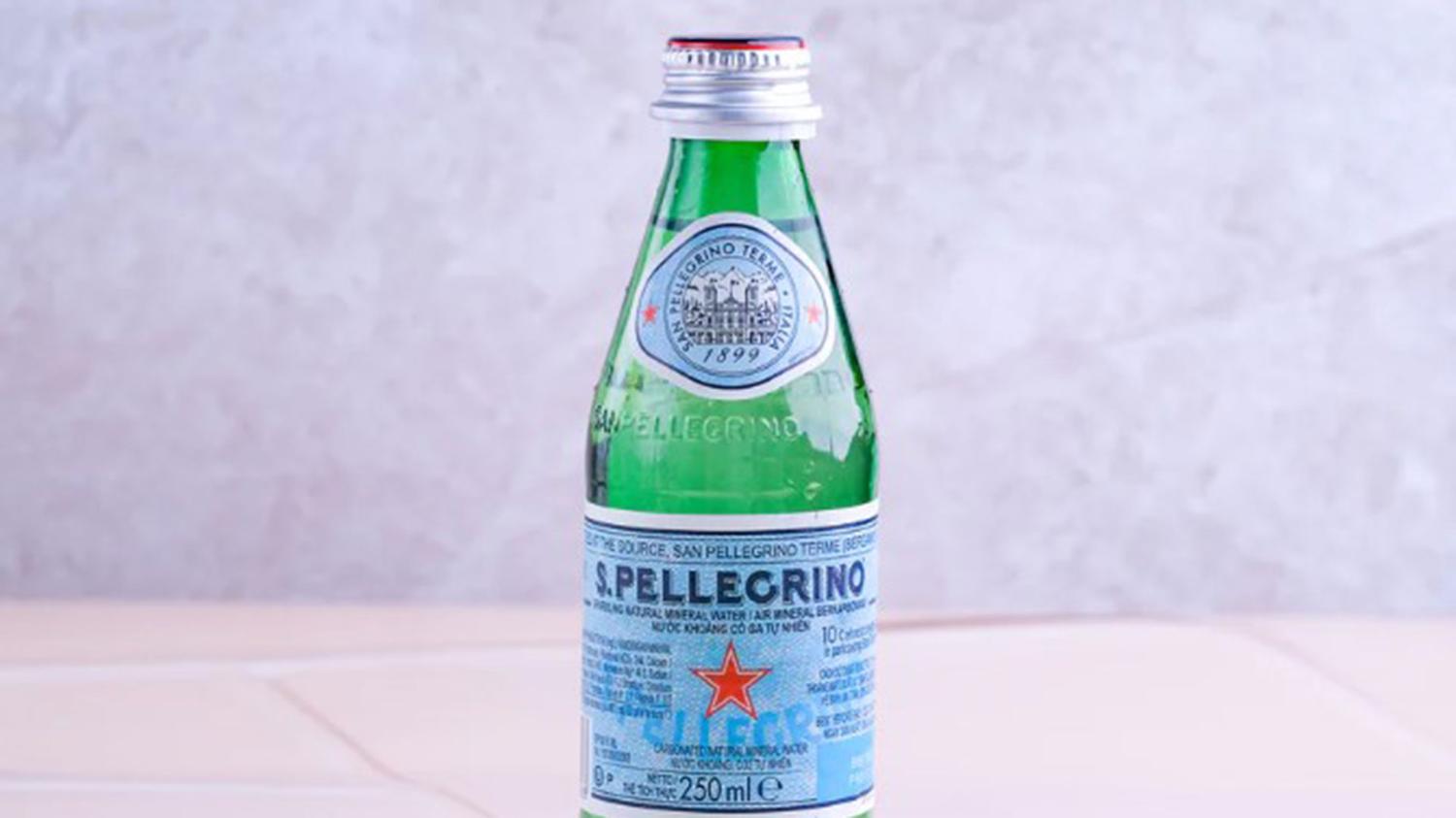 Waddi Sparkling Water Bottle