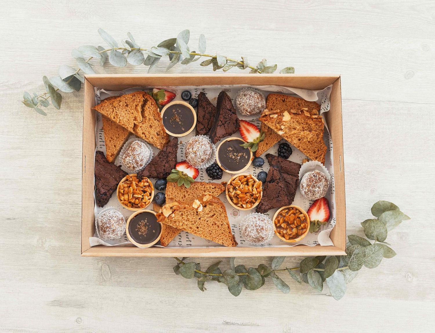 Mixed Gluten Free Sweets Box (24pcs)