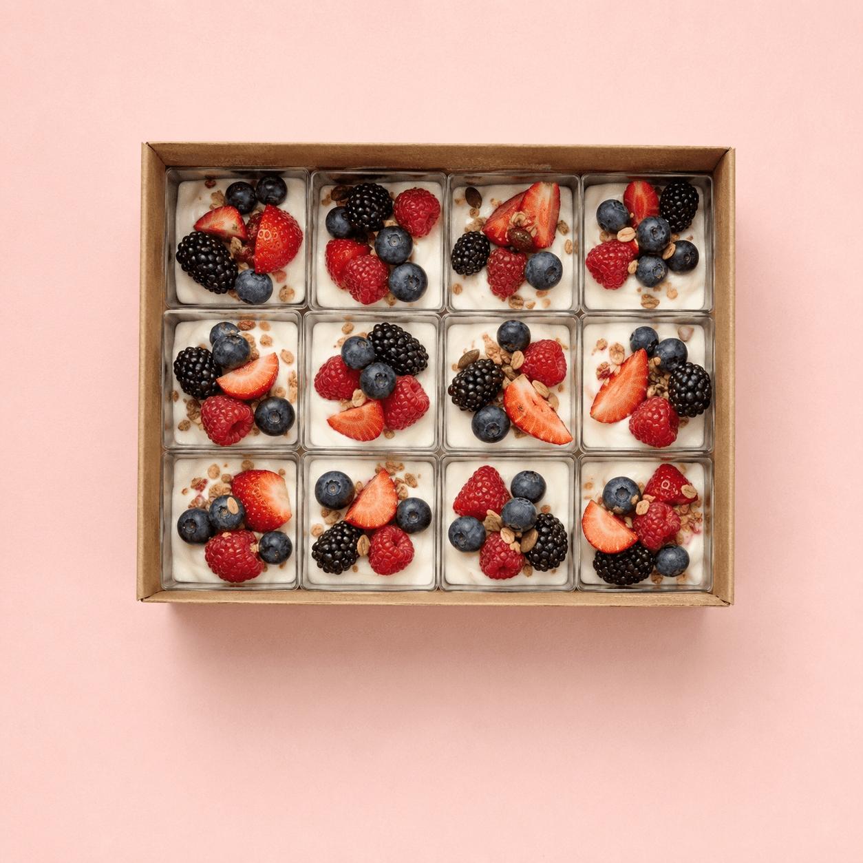 Vegan Yoghurt Pots w Seasonal Berries Box (6pcs)