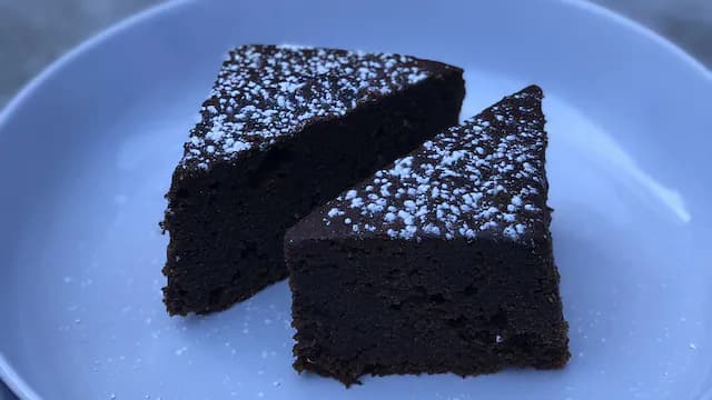 Chocolate Brownie (Large Square)