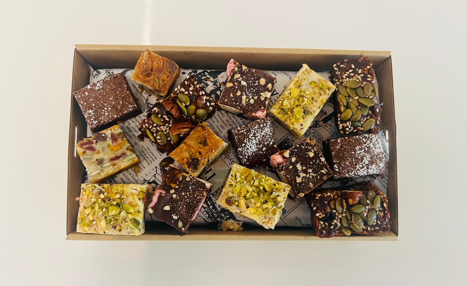 Assorted Gluten Free Sweets (4 Pieces)