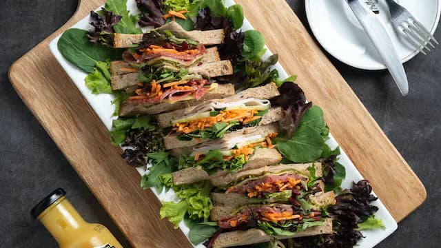 Assorted Point Sandwich