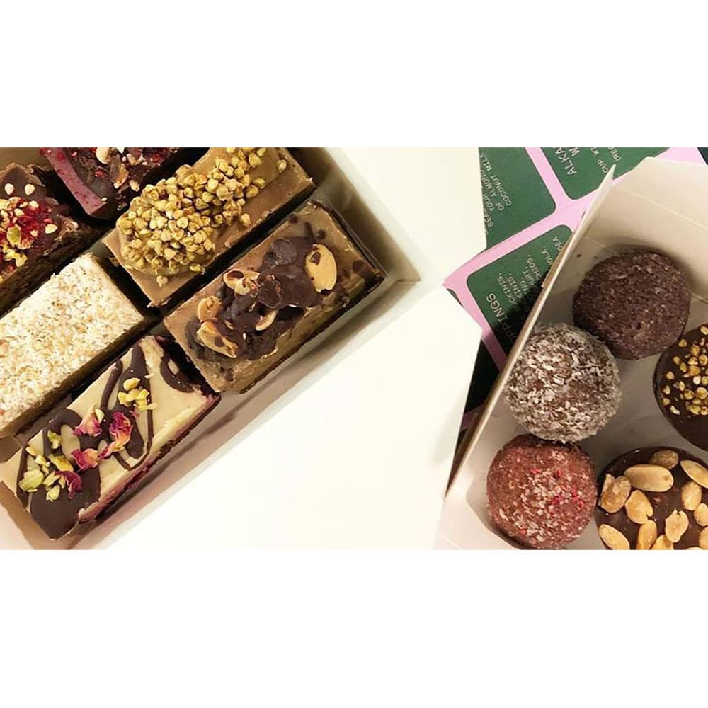 Mixed Sweets (Platter of 24 Pieces)