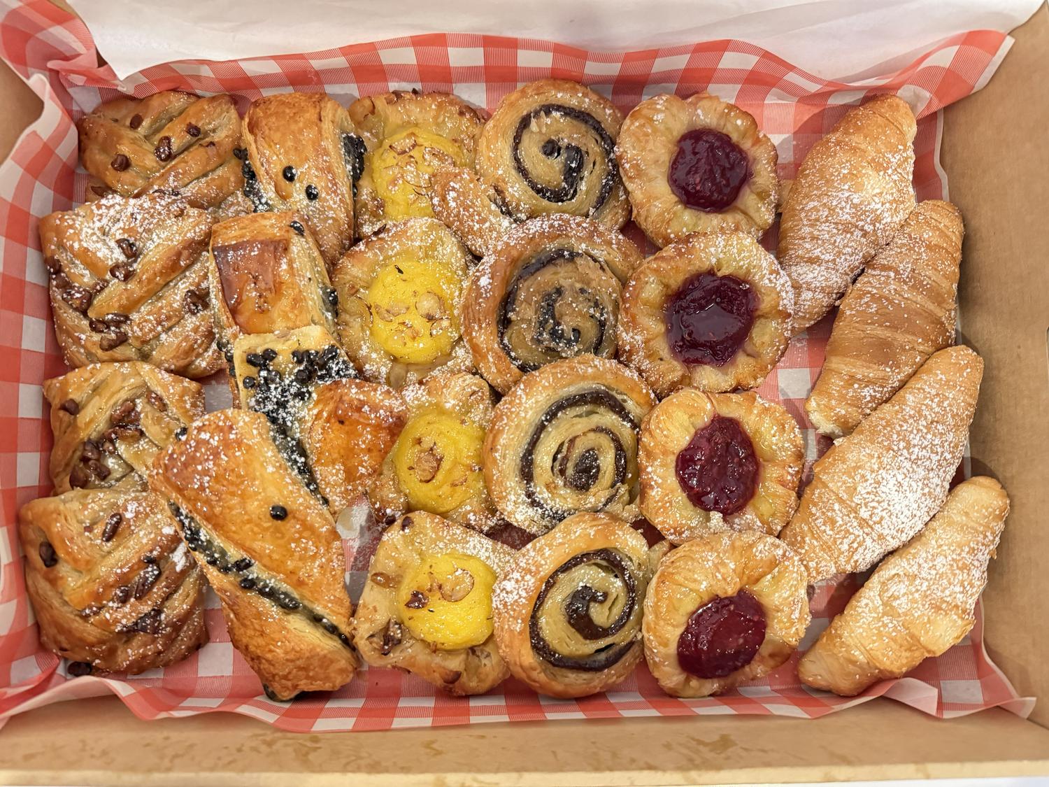 Mini French Pastry Platter (24pcs)