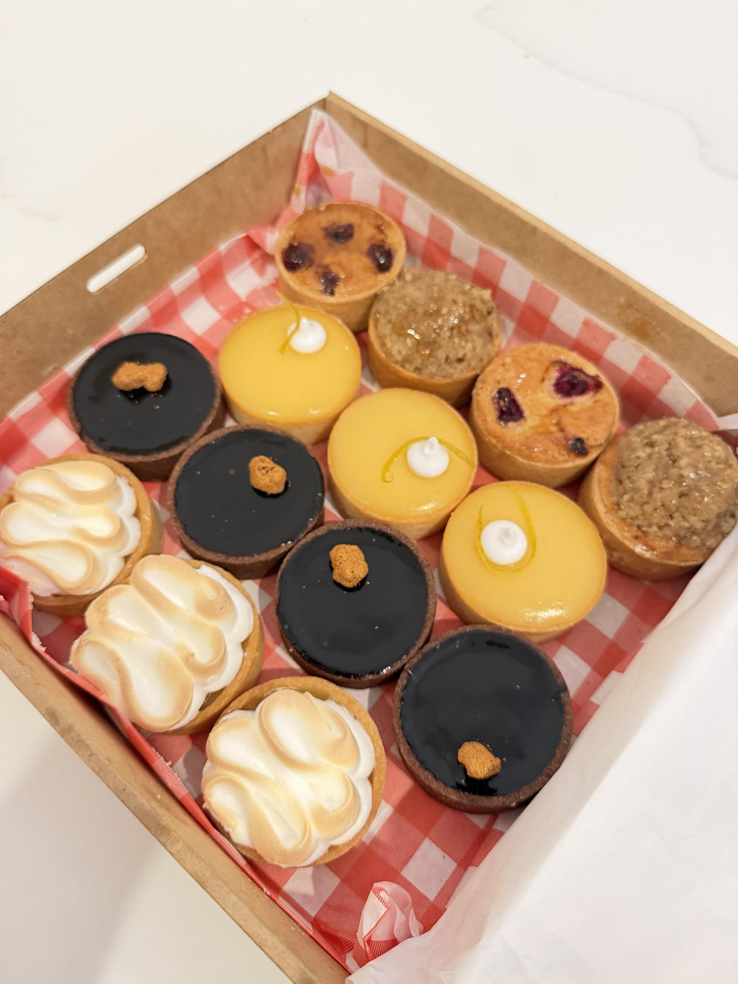 Mini Sweet Tartlets Platter (14pcs)