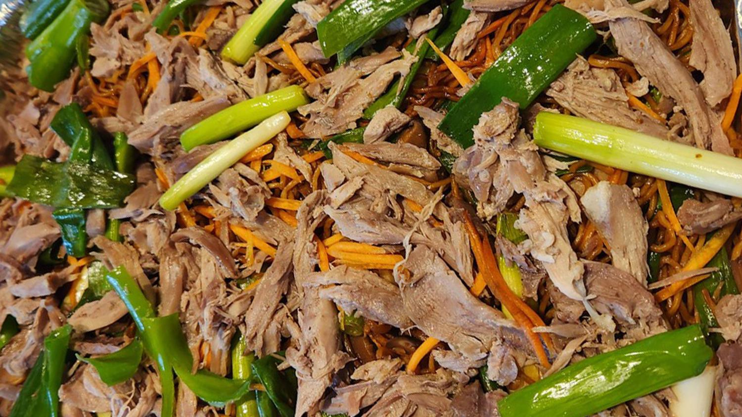 Stir-Fry Egg Noodles Platter