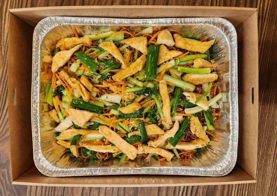 Vegetarian Stir-Fry Egg Noodles Platter
