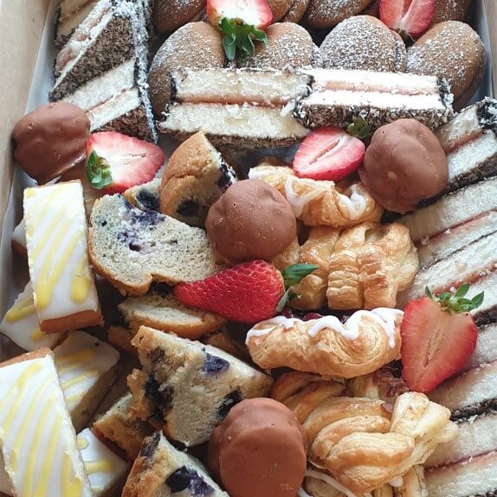 Regular Sweet Box