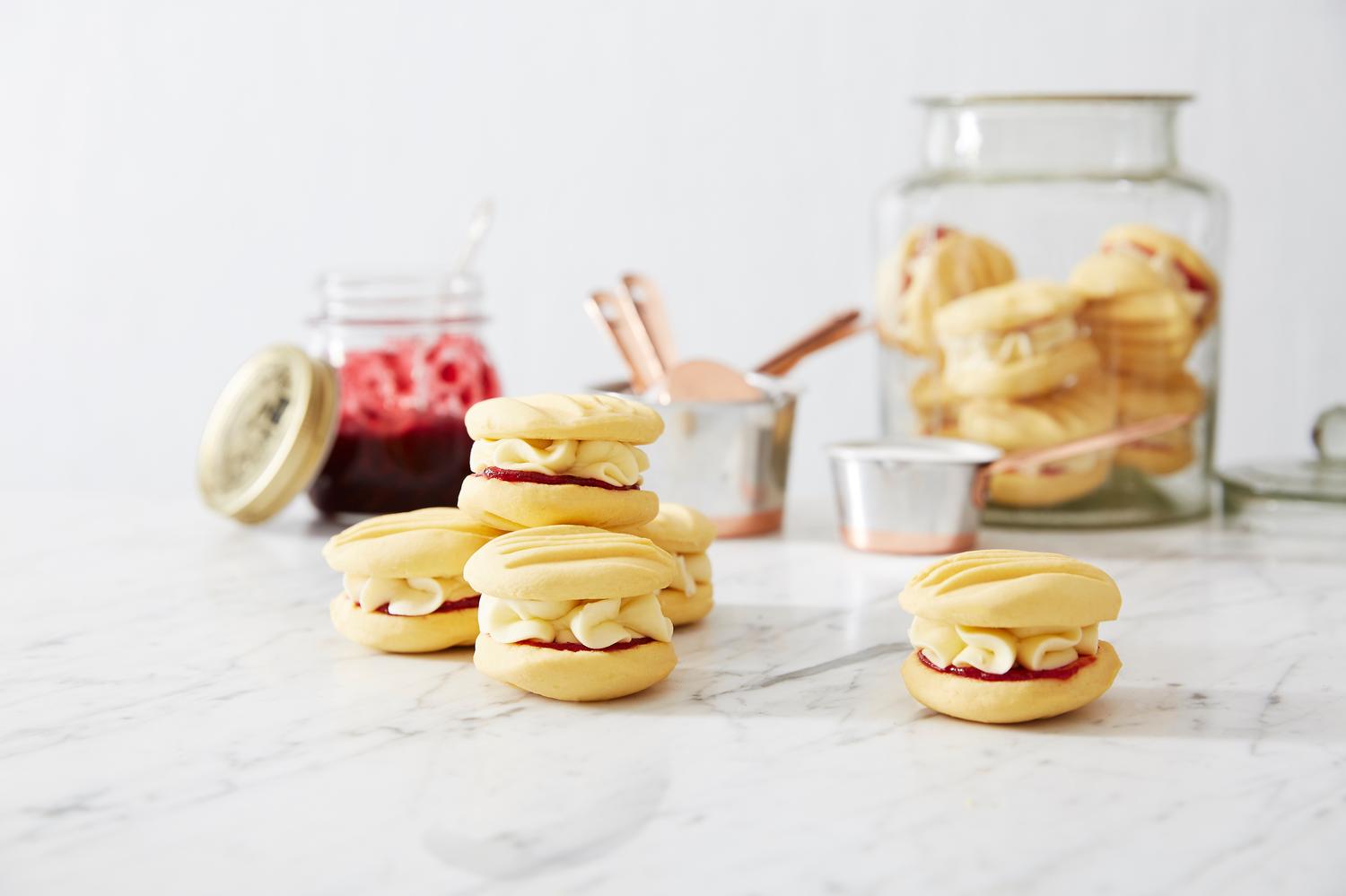 Melting Moments Box (24 Pieces)