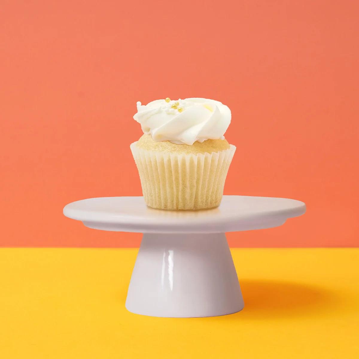 Mini Vanilla Vanilla Cupcake