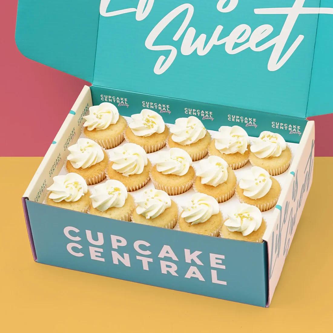 Mini Vanilla Vanilla Cupcake Gift Box (15 Pieces)