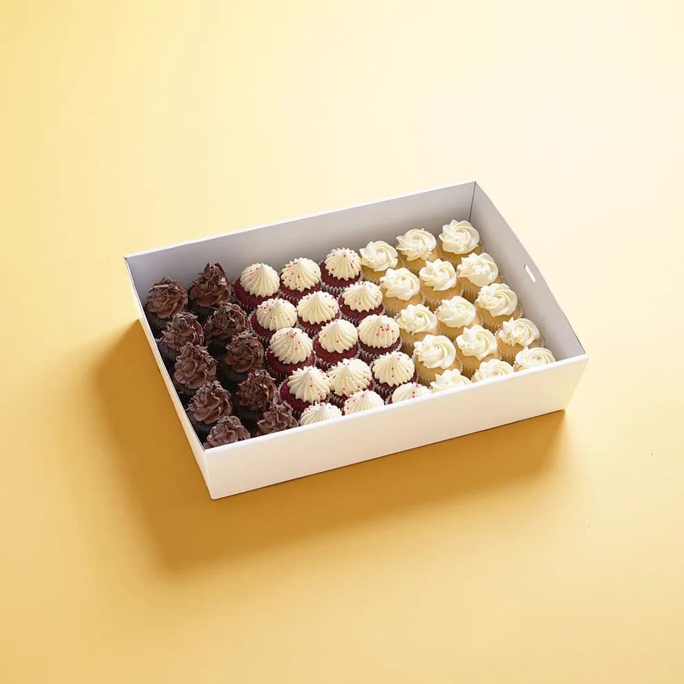 Mini Cupcake Catering Dessert Box (40 Pieces)