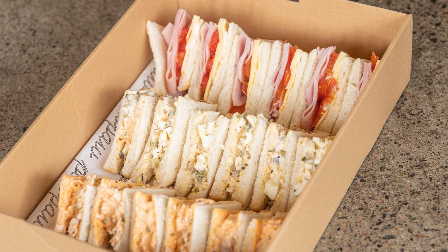 Finger Sandwich Box