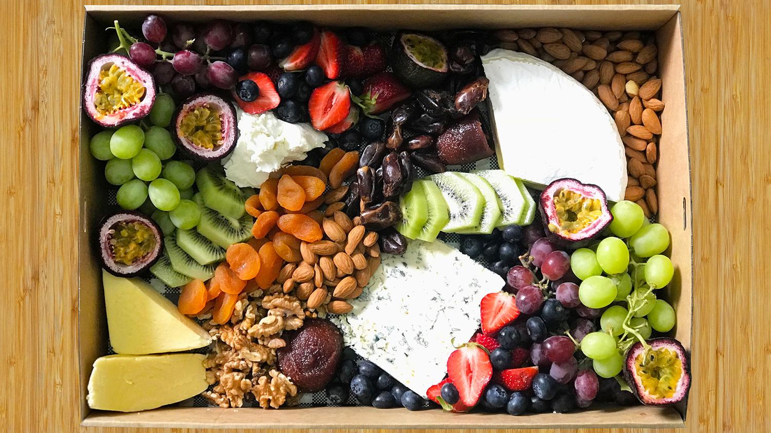 Cheese & Fruit Small Box