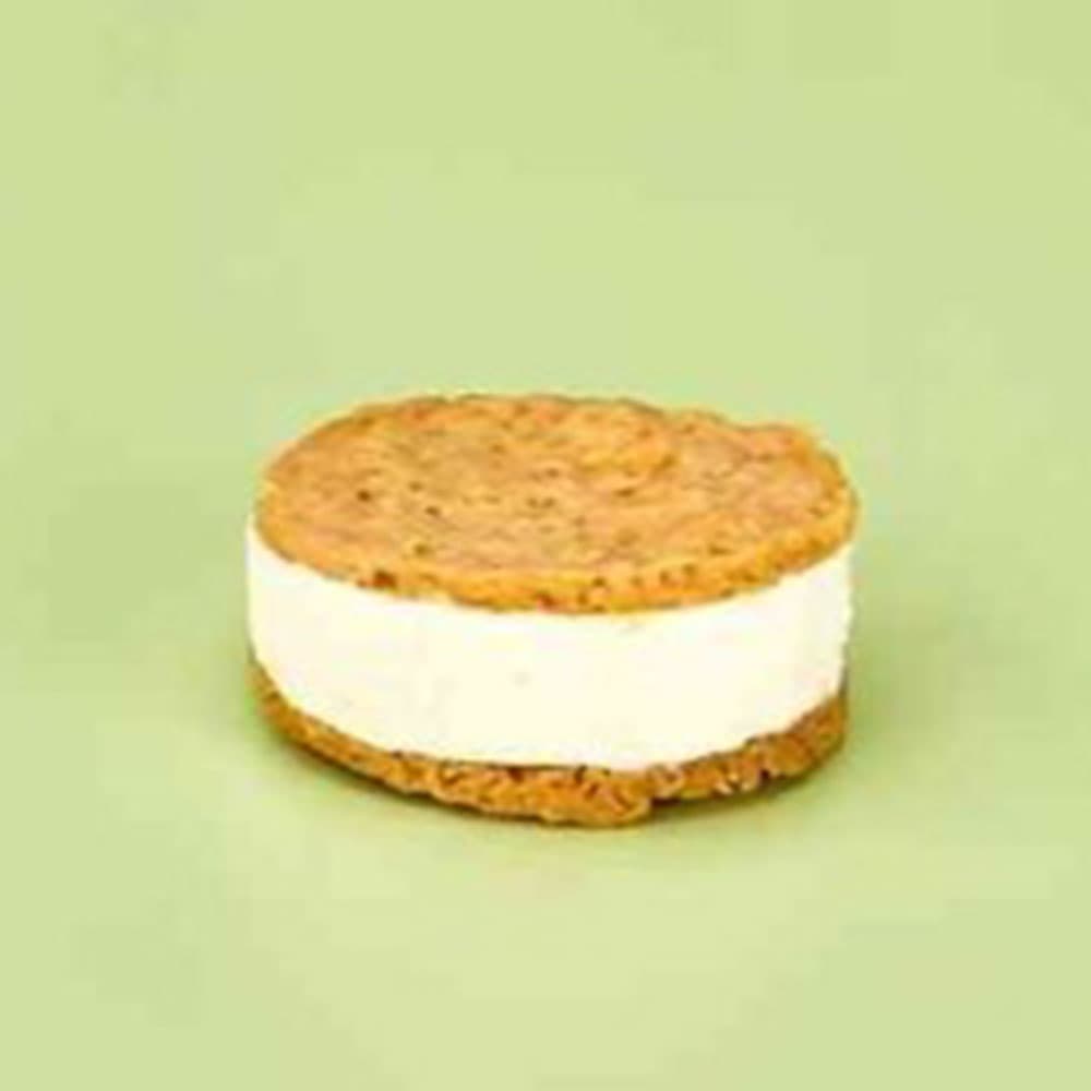 Vanilla Lace Ice Cream Sandwich