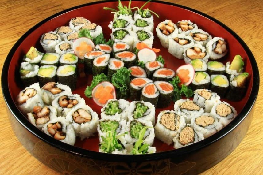 Mini Roll (Platter of 60 Pieces)