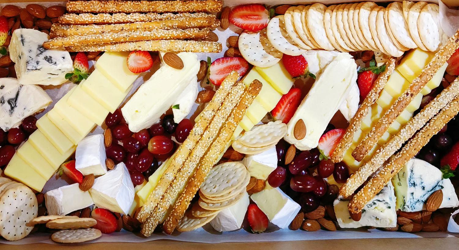 Mixed Cheese Platter (Large Platter for 8)