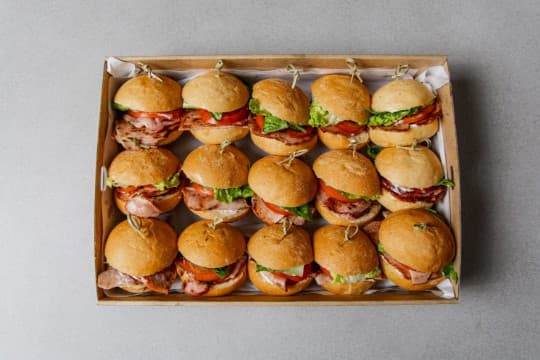 BLT Bun Box (Medium)